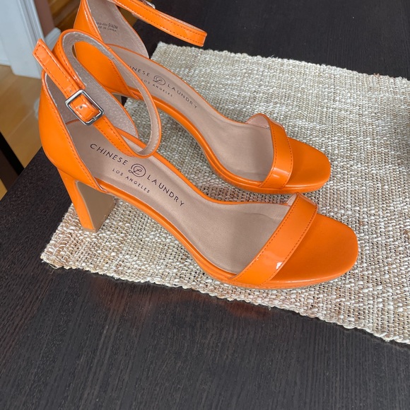 Orange heels - Picture 3 of 7